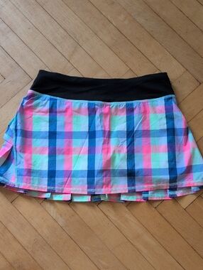 lululemon athletica Plaid Pace Setter Skirt Size 4
